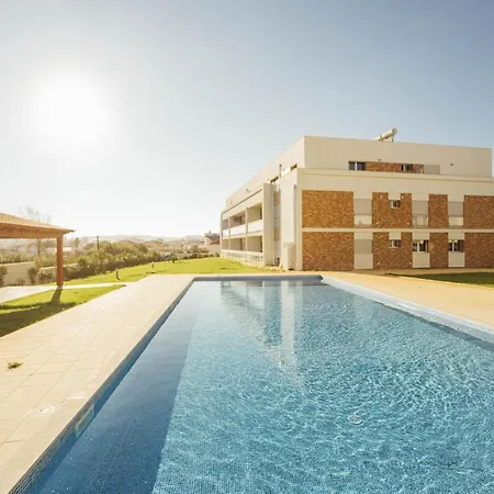 Carmona - By Sch شقة *